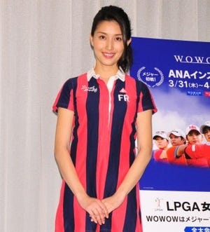 橋本マナミ、ゴルフ場でもセクシーアピール「なぜか男性が後ろにいて…」