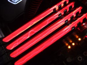 今週の秋葉原情報 - プラズマ装備のROGメモリが登場、ラズパイ搭載の電子工作学習キットも