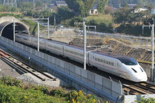 熊本で震度7の地震 - JR九州、九州新幹線や熊本県内の在来線で運転見合わせ