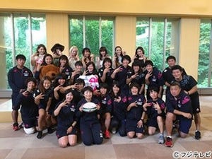 E-girls、女子ラグビーリオ五輪代表をサプライズ訪問 - 感動で互いに涙も