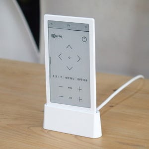 ソニー、30台の家電を操作できるリモコン「HUIS」がBluetooth機器に対応