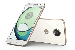 Motorola、「Moto Z Play」発表、Moto Modsに対応する普及帯モデル