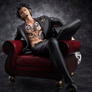 『ONE PIECE』トラファルガー・ローがワイルドに椅子でくつろぐ姿を立体化