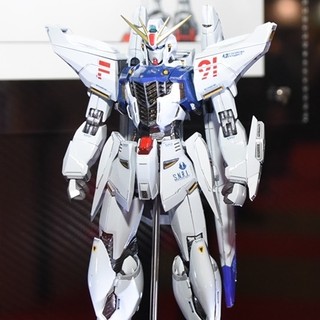 「ガンダム」新時代を切り開いた名機「F91」がメタビルに、その美しいフォルムにしびれる!