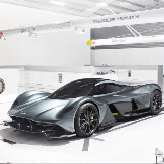 アストンマーティン「AM-RB 001」日本初公開 - F1チームと開発、150台生産