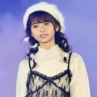 乃木坂46･齋藤飛鳥、自身監修の衣装でランウェイ「夢だったのでうれしい」