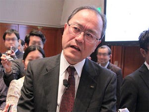 KDDI決算、総務省の指導に田中社長「考えが甘かった」と反省の弁