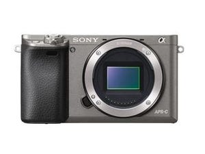 ソニー、α6000に新色グラファイトグレー