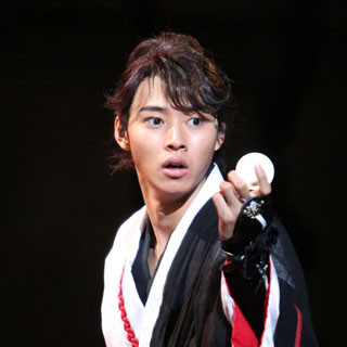 山崎賢人、舞台『里見八犬伝』再演! 全国12カ所で公演行う