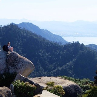 宮島は嚴島神社のみならず! "弥山"は日本人が知らないミシュラン三ツ星絶景