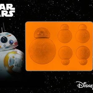 『スター･ウォーズ』BB8型のシリコントレーが登場、氷やお菓子作りに