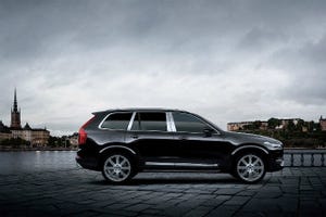 ボルボがウーバーとコラボ、「XC90 エクセレンス」車内でフルコースを提供