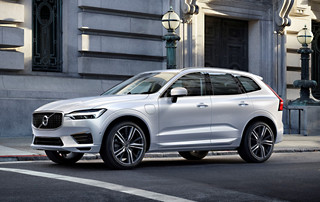 ボルボ新型「XC60」ジュネーブモーターショーで発表、さらなる安全性を実現