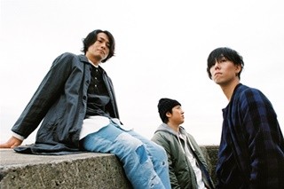 RADWIMPS、綾野剛"怪物役"作でドラマ初主題歌「人間が歌うからこそ」