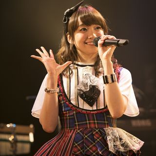 「笑顔」のポリシーを貫いた先にあるもの - 大橋彩香1stワンマンライブTOUR「OVERSTEP!!」の軌跡