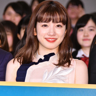 永野芽郁、告白するなら「直接も電話もLINEも無理! 恋文を送ります!」