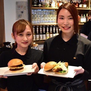 ハンバーガーの常識を壊す!? アメリカ発の「ウマミバーガー」を食べてきた