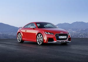 アウディ新型「TT RS クーペ」「TT RS ロードスター」発売、走行性能高める