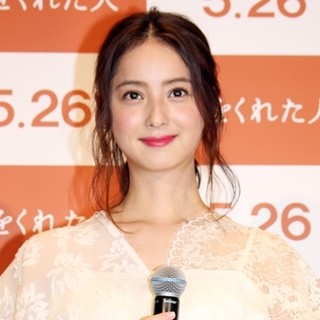 佐々木希、"光をくれた人"は夫･渡部建ではなく…?「大変な時に支えに」