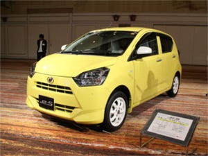 ダイハツが「ミラ イース」刷新、軽自動車の勝負は価格・燃費の先へ