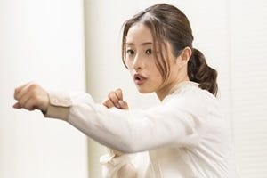 石原さとみ、美しすぎるシャドーボクシング披露「すぐに筋肉痛が(笑)」