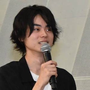 菅田将暉、初の公開アフレコでタジタジ「裸なのに服着てるフリしなければ」