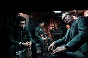 小栗旬&西島秀俊、現役トップレスラーとバトル - ダメージは交通事故並み!?