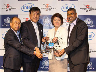 Intel製ドローン300機による「ライトショー」をハウステンボスで開催