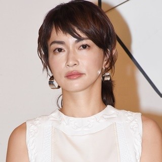 長谷川京子、店員にヨガインストラクターと間違われ「まぁそんなもんです」