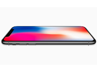 Apple「iPhone X」発表、"スマートフォンの未来"に踏み出す新デザイン