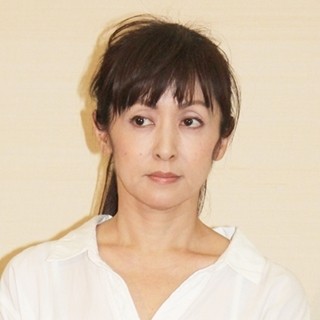 斉藤由貴の不倫相手写真が流出、中居正広から退所の3人に感動のプレゼント - 週刊芸能ニュース! 注目トピックスBest5