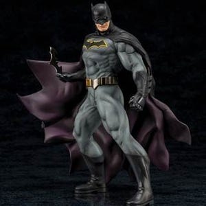 バットマンが『TRINITY #1』別表紙アートもとに1/10スケールでフィギュア化