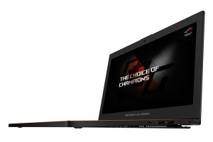 ASUS、17.9mmの極薄ボディにGTX 1080を搭載した15.6型ゲーミングノートPC