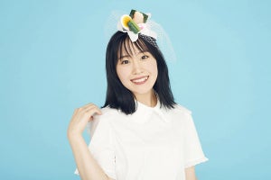 鈴木みのり「FEELING AROUND」ジャケ写公開! 『ラーメン大好き小泉さん』OP