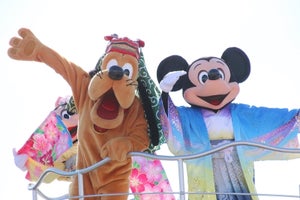 ディズニーのお正月が開幕! "戌年"主役プルートらが和装姿で登場