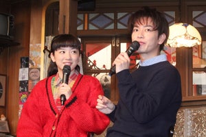 永野芽衣&佐藤健は「自然に2人でいる」オフでも"幼なじみ"の仲の良さ