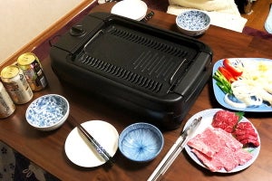 煙もニオイも吸い込む「吸煙グリル」で焼肉パーティー!