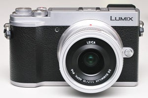 可動式EVFが復活、高画質ミラーレス「LUMIX GX7 Mark III」