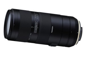 タムロン、フルサイズ対応の望遠ズームレンズ「70-210mm F/4」