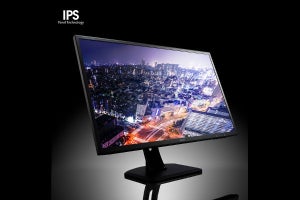 マウス、WQHD画質対応の31.5型ワイド液晶ディスプレイ