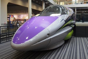 京都鉄道博物館にエヴァ新幹線!? 「500 TYPE EVA」仕様に大変身