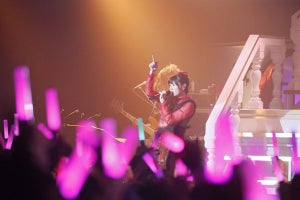 声優・竹達彩奈、ベストアルバムを引っさげてメモリアルライブを開催