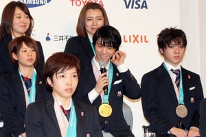 羽生結弦、主将は?質問に笑い「後ろから火をつけられた感じ」