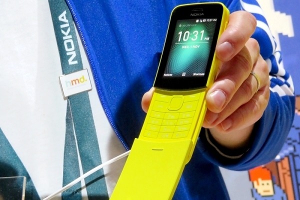 懐かし「Nokia 8110」4G版、新スマホは4機種 - HMD Global