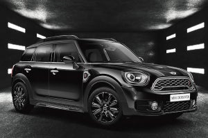 「MINI クロスオーバー・ブラックヒース」250台限定モデルを発売