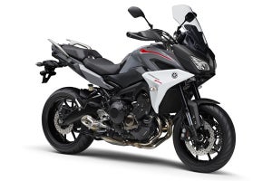 ヤマハ「TRACER900 ABS」「TRACER900 GT ABS」を設定して順次発売