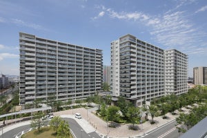 関西最大級の駅前複合開発! JR宝塚線・塚口駅前「プラウドシティ塚口」竣工