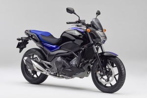 ホンダ「NC750S」のカラーリングを変更するとともにABSを標準装備