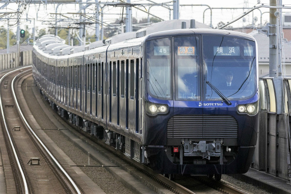 相鉄20000系に続く新型車両「12000系」JR直通線用、1編成導入へ