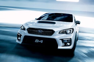 スバル「WRX STI」「WRX S4」の改良モデルを6/7に発売